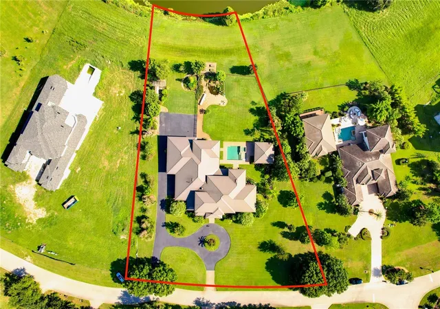 Photo 2 of Mansion for sale at 12144 Stonelake Ranch Blvd, Thonotosassa, FL 33592 | MLS# TB8534151 | Listing updated on 2026-10-01