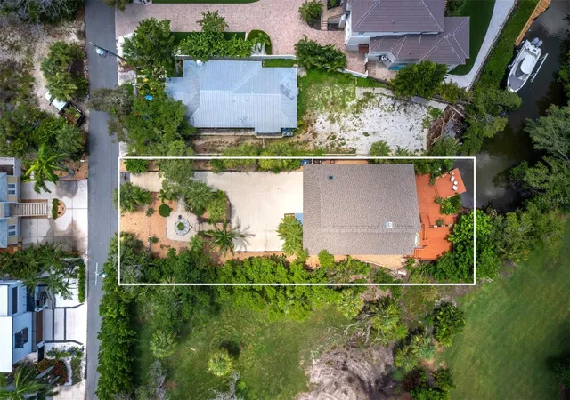 Photo 3 of Land for sale at 4114 Roberts Point Cir, Sarasota, FL 34242 | MLS# A4701519 | Listing updated on 2026-10-15