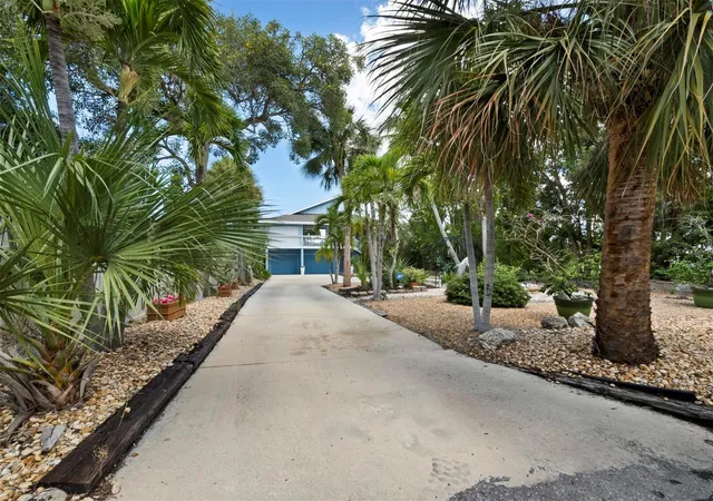 Photo 3 of Land for sale at 4114 Roberts Point Cir, Sarasota, FL 34242 | MLS# A4701519 | Listing updated on 2026-10-15