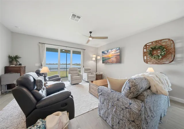 5th image of 8268 Shore Lake Dr, Englewood, FL 34224 | MLS# D6148256