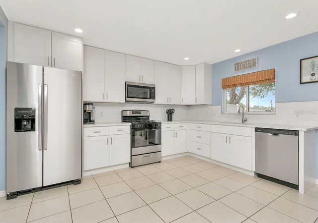 5th image of 6818 Waterton Dr, Riverview, FL 33578 | MLS# TB8534169