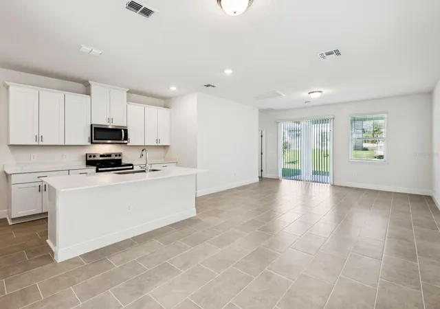 Photo 2 of Single family home for sale at 2194 Wildberry Way, Minneola, FL 34715 | MLS# TB8534172 | Listing updated on 2026-08-06