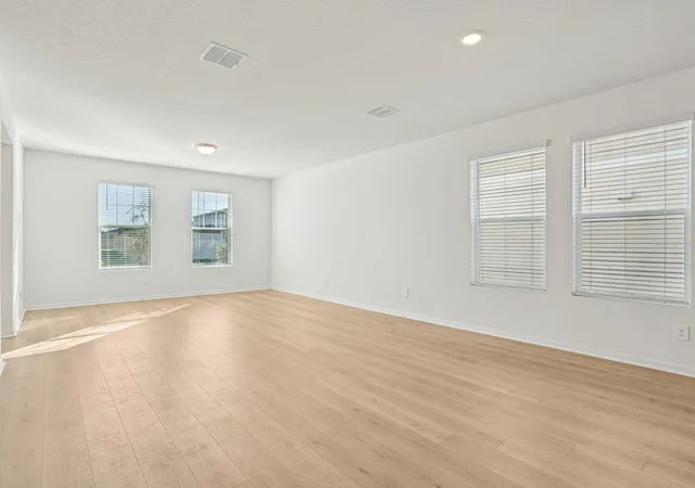 4th image of 4685 Cross Prairie Pkwy, Saint Cloud, FL 34772 | MLS# TB8534176