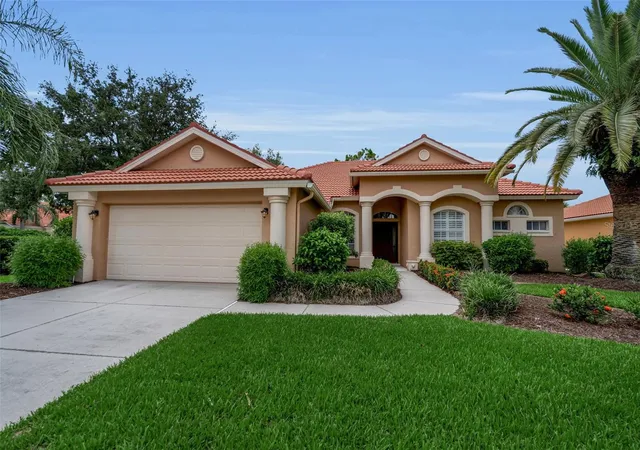 Single family home for sale at 1036 Oak Meadow Ln, OSPREY, FL 34229 | MLS# A4701532