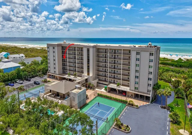 Listing Photo 2 - Condo for sale in building located at 420 Bch Rd, Sarasota, FL 34242 - Unit #508