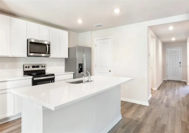 3rd image of 5427 Silver Moonlight Dr, Palmetto, FL 34221 | MLS# A4701535