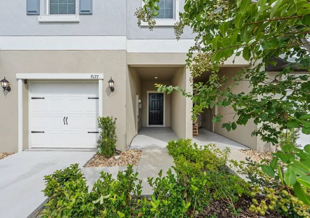 2nd image of 9177 Bonita Mar Dr, Parrish, FL 34219 | MLS# A4701536