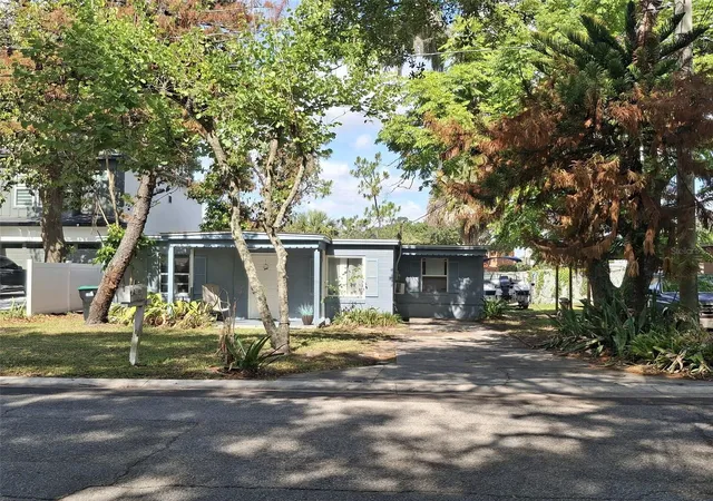 Photo 1 of Single family home for sale at 884 E Michigan St, Orlando, FL 32806 | MLS# O6429402 | Listing updated on 2026-09-03