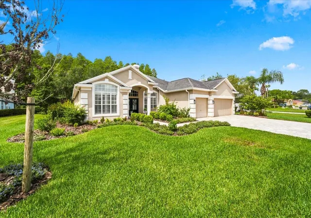 3rd image of 18918 Saint Laurent Dr, Lutz, FL 33558 | MLS# TB8534214
