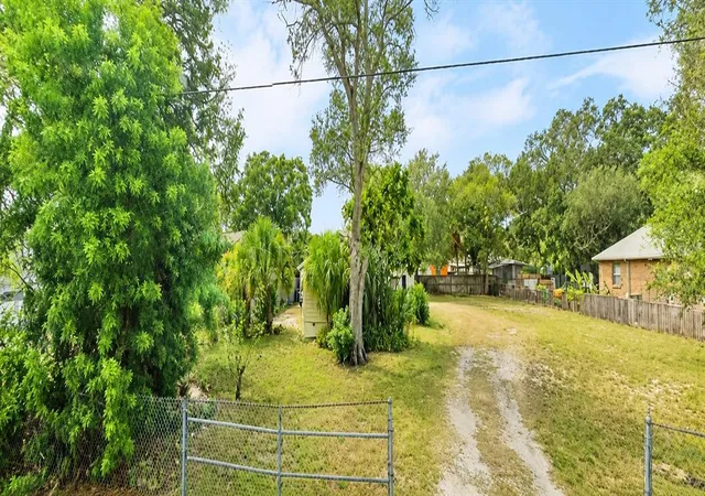 Photo 1 of Single family home for sale at 6313 S Macdill Ave, Tampa, FL 33611 | MLS# TB8534223 | Listing updated on 2026-08-31