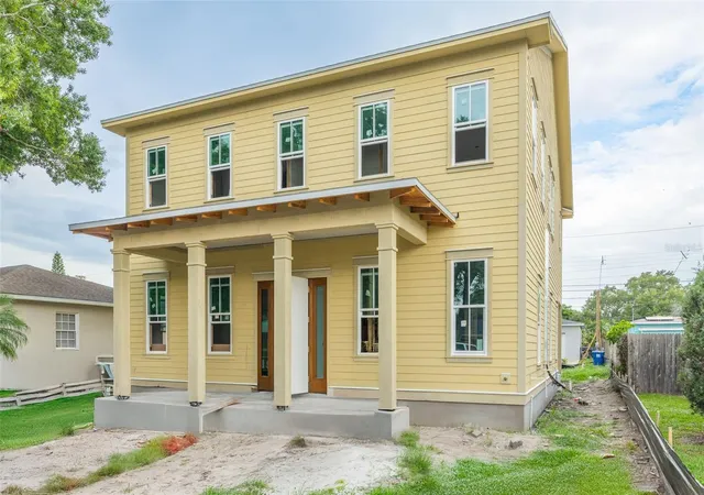 2nd image of 3320 15th St N, Saint Petersburg, FL 33704 | MLS# TB8534225