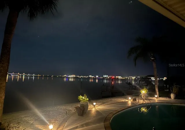 60th image of 1826 Venetian Point Dr, Clearwater, FL 33755 | MLS# TB8534227