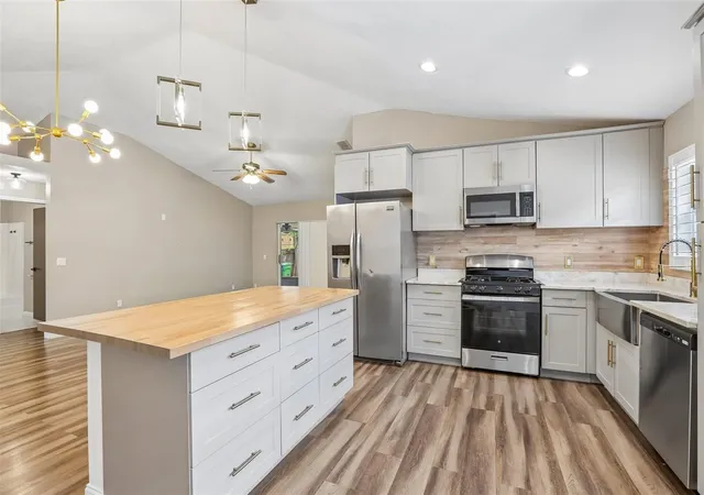 Photo 4 of Single family home for sale at 8711 Busch Oaks St, Tampa, FL 33617 | MLS# TB8534237 | Listing updated on 2026-10-07