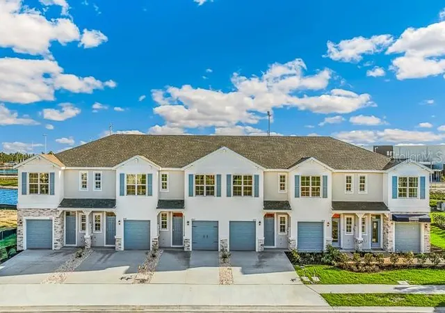 Photo 3 of Sale Pending at 10699 Tiger Lily Dr, Venice, FL 34293 | MLS# A4701554 | Listing updated on 2026-08-27