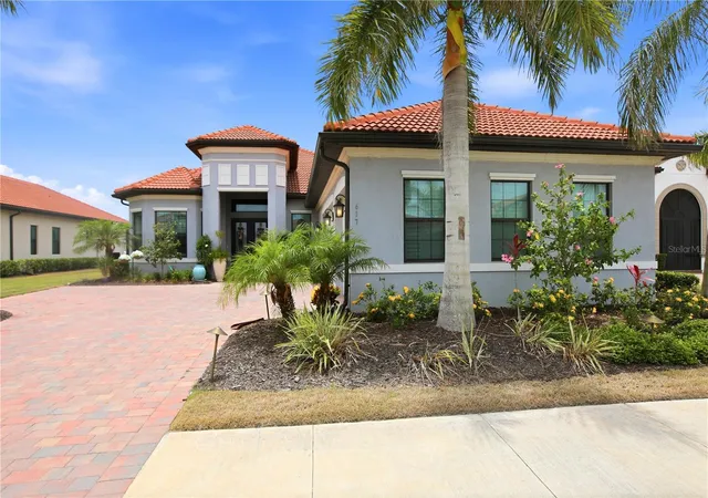 3rd image of 617 Maraviya Blvd, Nokomis, FL 34275 | MLS# A4701556
