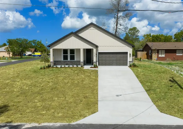 Photo 2 of Single family home for sale at 10153 Lynnhaven Rd, Spring Hill, FL 34608 | MLS# O6429422 | Listing updated on 2026-08-14