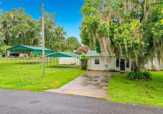 Photo 2 of Single family home for sale at 1218 Cr 450, Lake Panasoffkee, FL 33538 | MLS# G5115772 | Listing updated on 2026-09-08