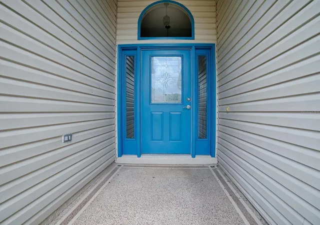 2nd image of 1322 Guerra Ave, Lady Lake, FL 32159 | MLS# G5115775
