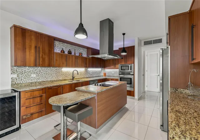 Photo 4 of Condo for sale at 145 Olivine St #571, Vega Alta, PR 00692 | MLS# PR9123091 | Listing updated on 2026-08-01