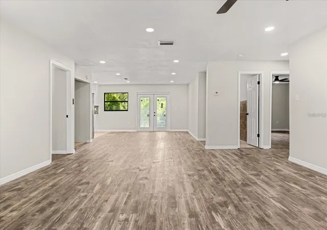 5th image of 575 Lake Mccoy Dr, Apopka, FL 32712 | MLS# O6429430