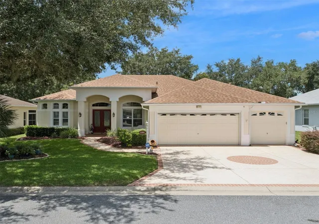 2nd image of 20651 Prince Ranier Pl, Leesburg, FL 34748 | MLS# G5115776