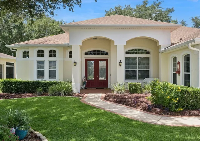 Photo 3 of Single family home for sale at 20651 Prince Ranier Pl, Leesburg, FL 34748 | MLS# G5115776 | Listing updated on 2026-09-01