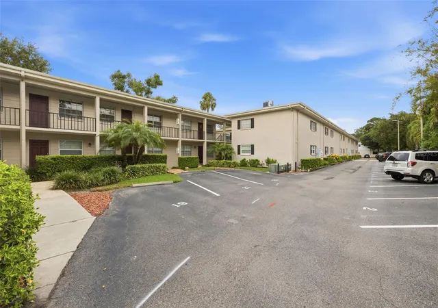 3rd image of 2207 S Carolina Ave #9, Tampa, FL 33629 | MLS# TB8534263