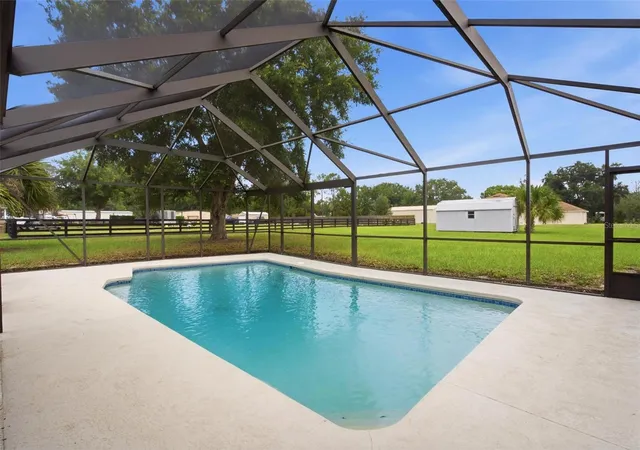image of 5101 Lake Griffin Rd, Lady Lake, FL 32159 | MLS# G5115779
