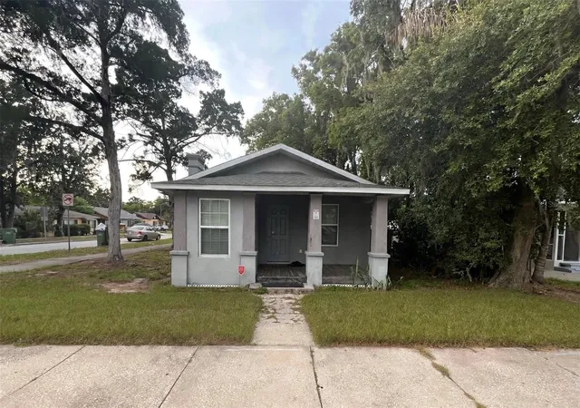 Photo 1 of Single family home for sale at 1712 W Main St, Leesburg, FL 34748 | MLS# G5115780 | Listing updated on 2026-10-08