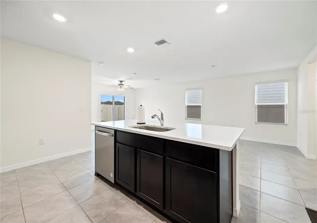 4th image of 24595 Nw 11Th Pl, Newberry, FL 32669 | MLS# GC542355