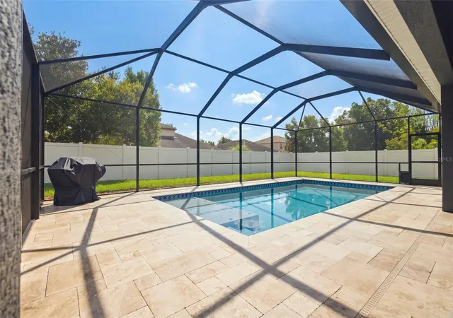 Photo 2 of Sale Pending at 11105 Wembley Landing Dr, Lithia, FL 33547 | MLS# TB8534288 | Listing updated on 2026-09-01