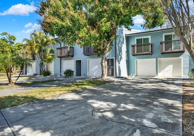 Photo 2 of Townhouse for sale at 6311 93rd Terrace N #4403, Pinellas Park, FL 33782 | MLS# TB8534289 | Listing updated on 2026-10-05