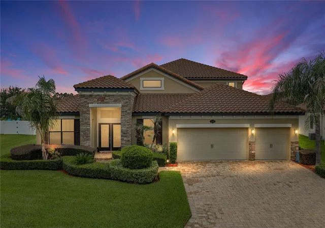 Photo 1 of Single family home for sale at 1894 Via Lago Dr, Lakeland, FL 33810 | MLS# L4963919 | Listing updated on 2026-10-21
