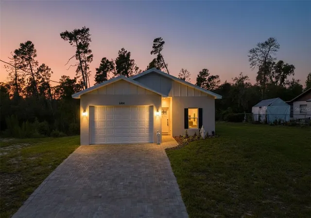 Photo 3 of Single family home for sale at 6454 Freeport Dr, Spring Hill, FL 34608 | MLS# W7888113 | Listing updated on 2026-09-07