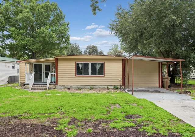 1st image of 13602 Palm Dr, Astatula, FL 34705 | MLS# G5115785