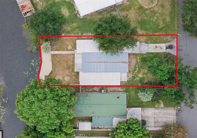 Photo 3 of Manufactured home for sale at 13602 Palm Dr, Astatula, FL 34705 | MLS# G5115785 | Listing updated on 2026-10-02