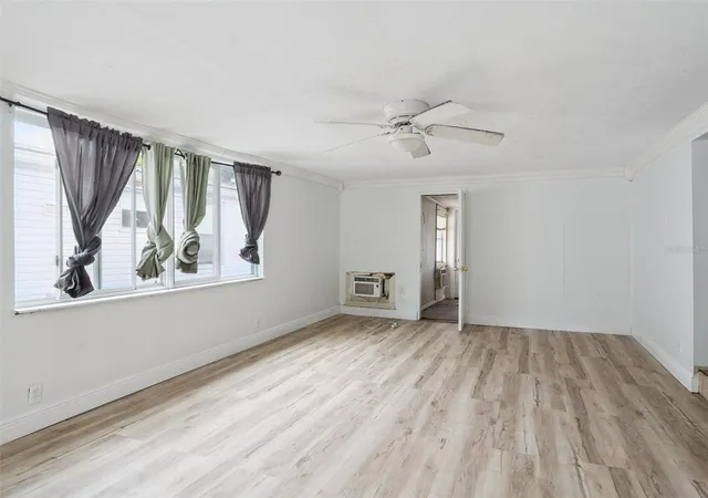 Photo 4 of Manufactured home for sale at 13602 Palm Dr, Astatula, FL 34705 | MLS# G5115785 | Listing updated on 2026-10-02