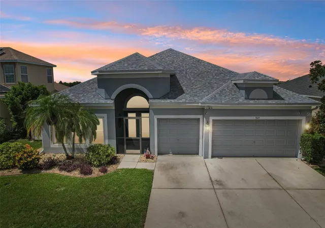 Photo 3 of Single family home for sale at 809 Seminole Sky Dr, Ruskin, FL 33570 | MLS# TB8534300 | Listing updated on 2026-10-08
