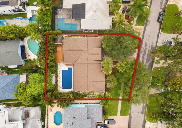 Photo 3 of Single family home for sale at 410 Erie Ave, Tampa, FL 33606 | MLS# TB8534304 | Listing updated on 2026-09-16