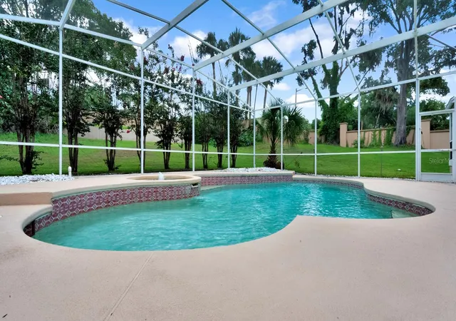 2nd image of 6501 Fairway Cove Dr, Orlando, FL 32835 | MLS# O6429480