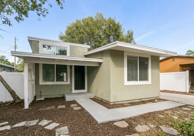 1st image of 559 Martin Pl Blvd, Apopka, FL 32712 | MLS# O6429486