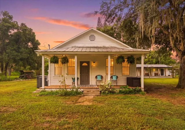 Photo 1 of Single family home for sale at 4919 E County Rd 542, Lakeland, FL 33801 | MLS# P4939463 | Listing updated on 2026-09-24