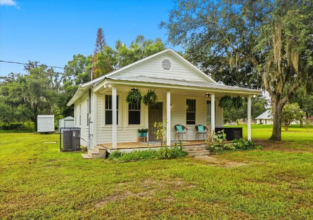 Photo 3 of Single family home for sale at 4919 E County Rd 542, Lakeland, FL 33801 | MLS# P4939463 | Listing updated on 2026-09-24