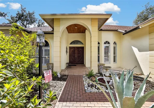 4th image of 2704 Aston Ave, Plant City, FL 33566 | MLS# TB8534321