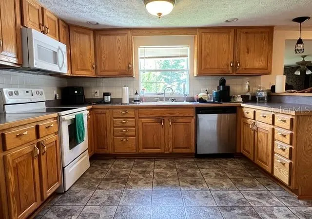 Photo 13 of Single family home for sale at 9559 Se State Rd 100, Starke, FL 32091 | MLS# GC542359 | Listing updated on 2026-08-14