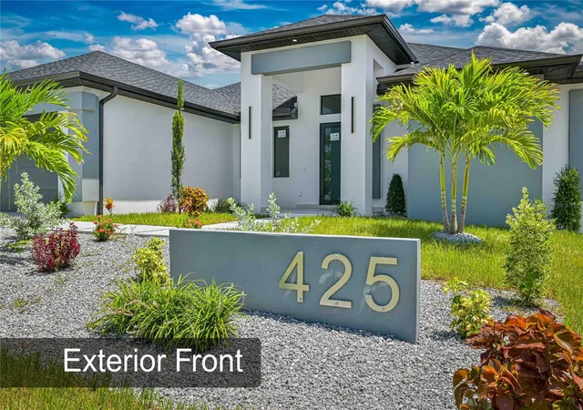 Photo 3 of Single family home for sale at 425 Sw 31st Ave, Cape Coral, FL 33991 | MLS# GC542360 | Listing updated on 2026-08-25