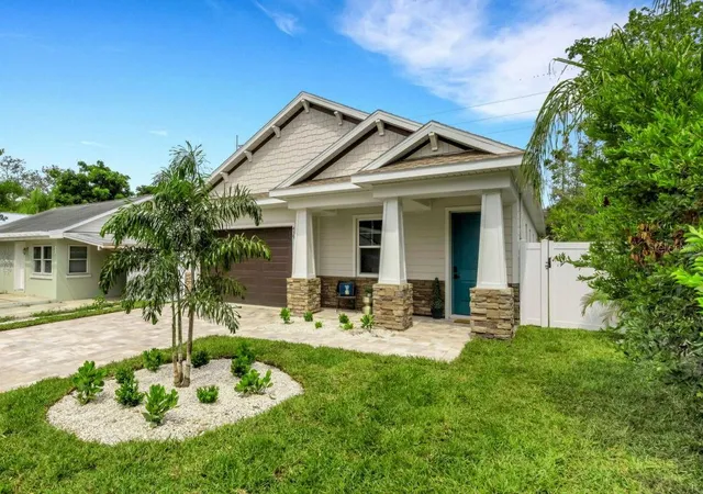 2nd image of 439 Louden Ave, Dunedin, FL 34698 | MLS# TB8534329