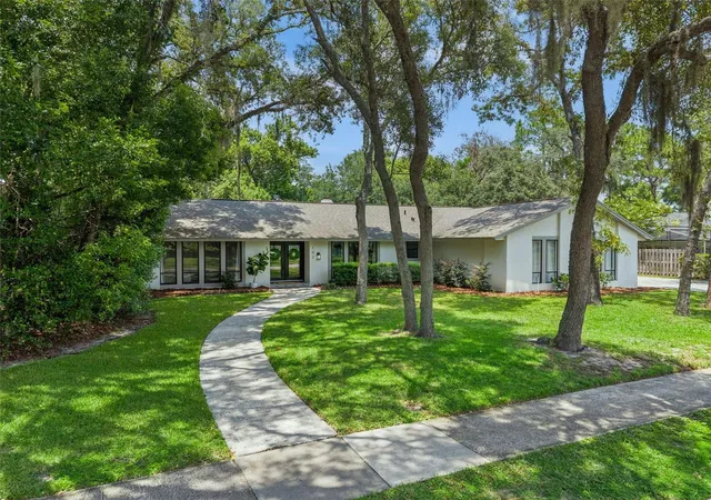 1st image of 102 Stonebridge Dr, Longwood, FL 32779 | MLS# O6429502