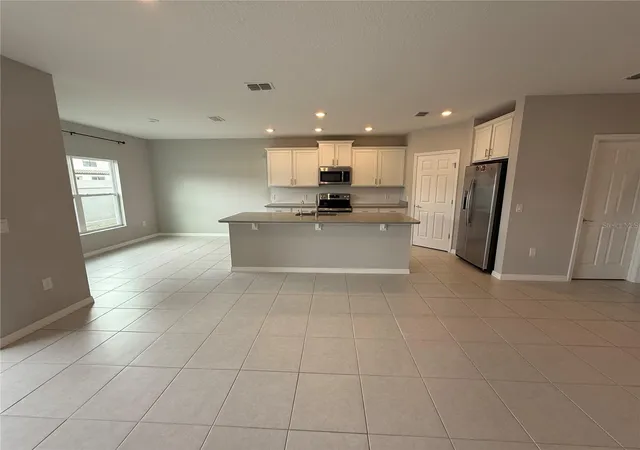 Photo 3 of Townhouse for sale at 3363 Bellezza Ct, Kissimmee, FL 34746 | MLS# O6429510 | Listing updated on 2026-10-27