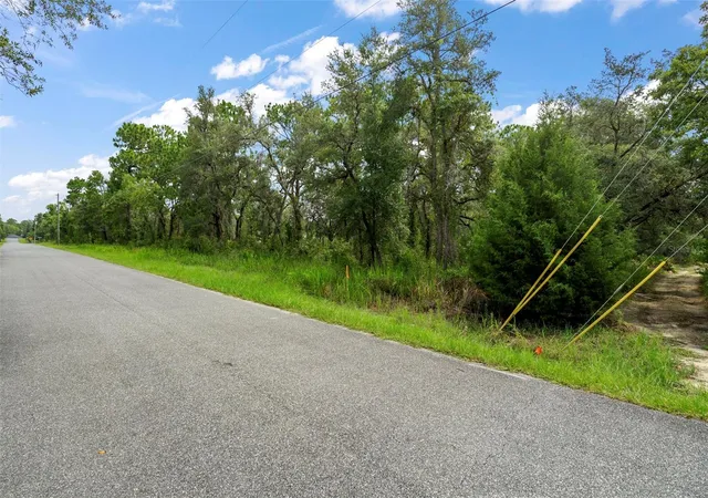 2nd image of 12250 Marvelwood Rd, Brooksville, FL 34614 | MLS# TB8534340